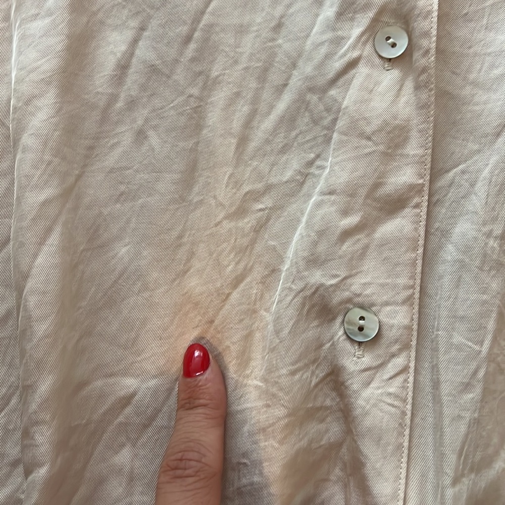 Vince silky button down top - Picture 3 of 4